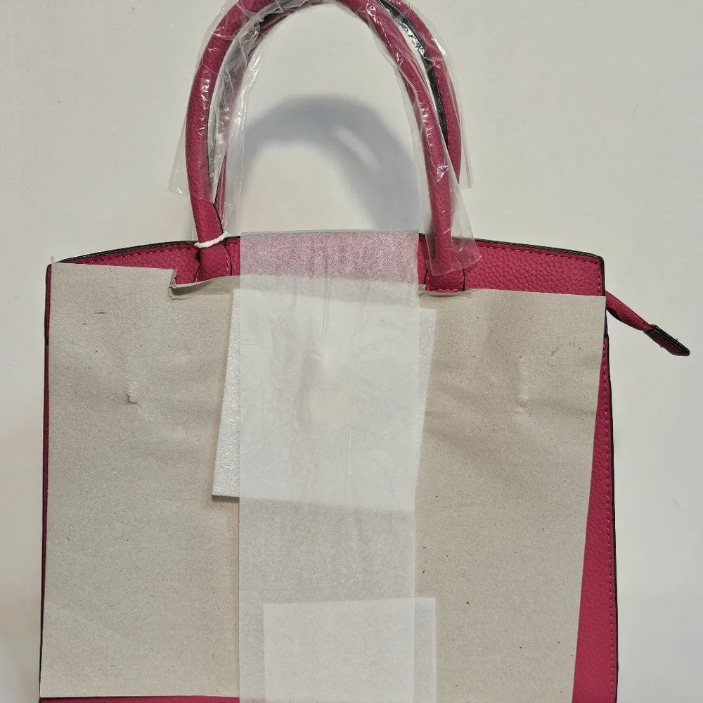Risotto Fuschia Vegan Leather Shoulder Bag NWT